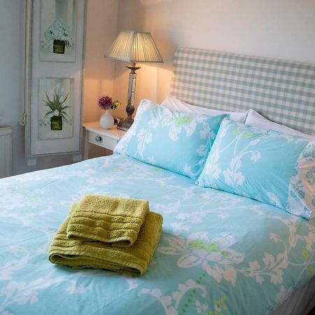 The Hollies Bed And Breakfast อัปปิงแฮม ภายนอก รูปภาพ