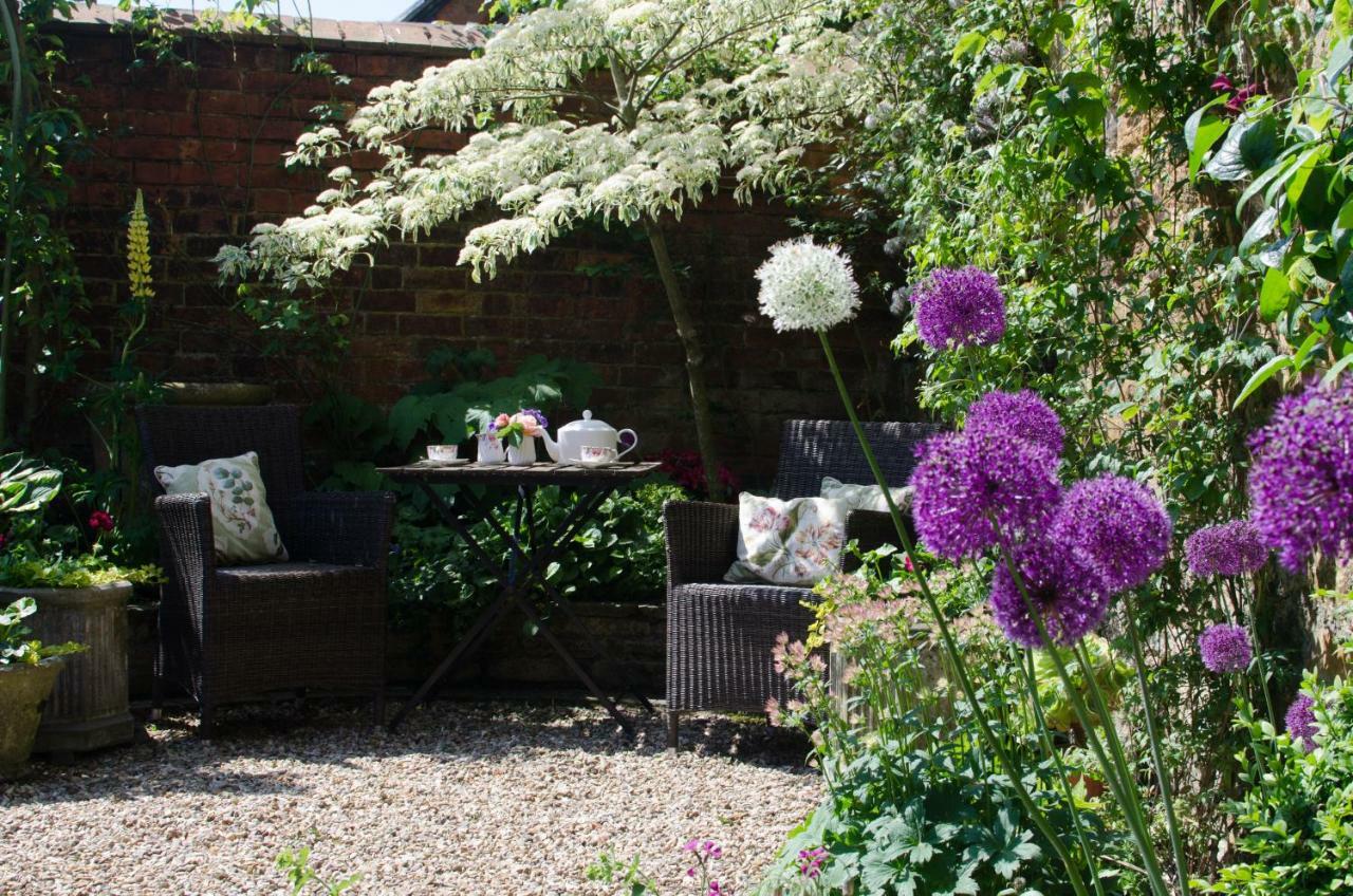 The Hollies Bed And Breakfast อัปปิงแฮม ภายนอก รูปภาพ